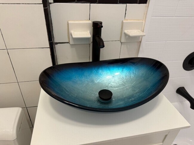 Building Photo - 108-110 Grand Ave.