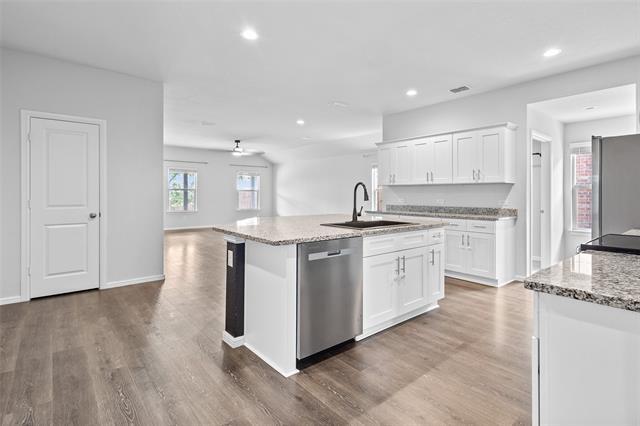 Building Photo - 16412 Caney Fork Dr