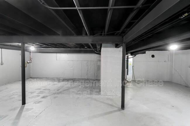 Building Photo - 5 Danube Way