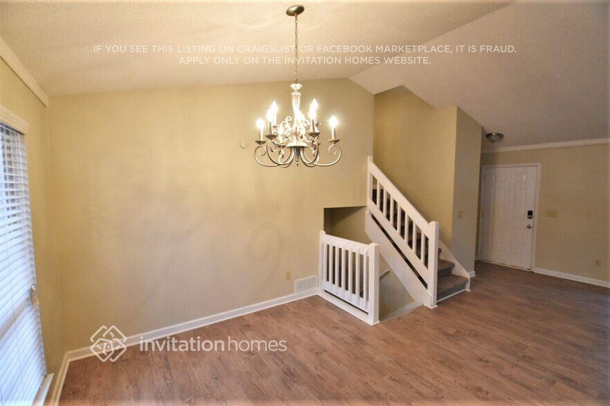 Building Photo - 7300 Hunters Ridge Dr