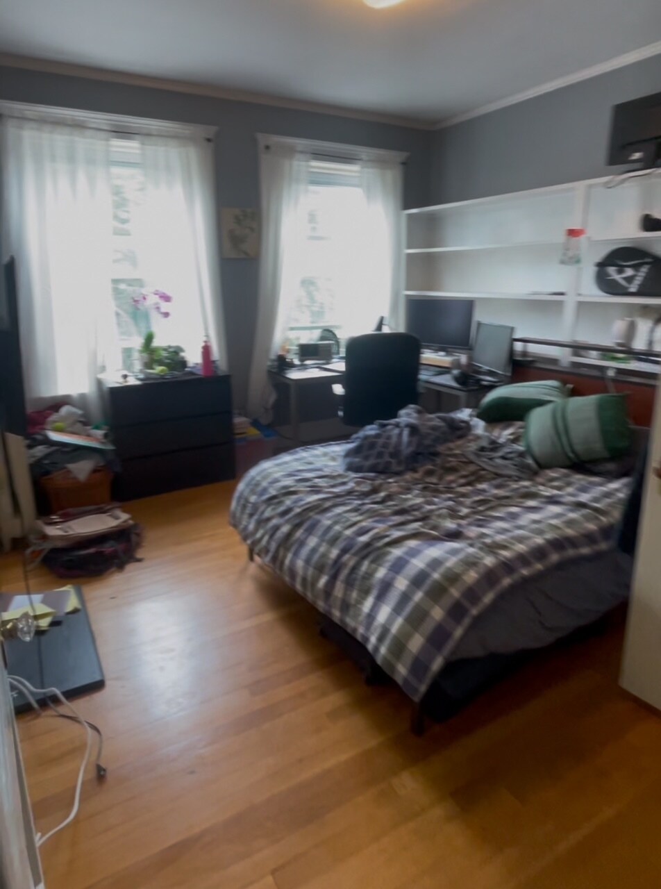 Building Photo - 15 Alton Pl