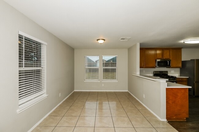 Building Photo - 3643 Bridgebluff Ln