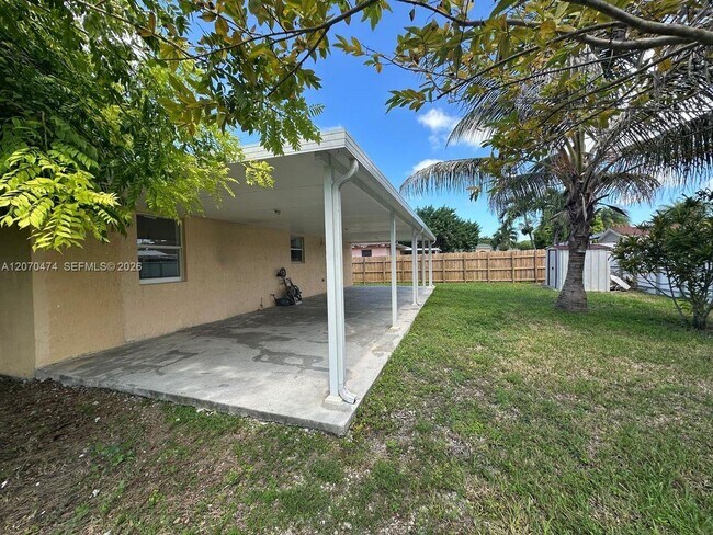 Building Photo - 14152 SW 288th Terrace