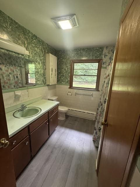Building Photo - Free Application Fee — Refunded Upon Approval Through August 31! Charming 3-Bedroom Home with Lar...