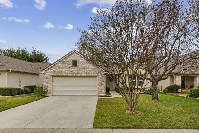 Building Photo - 121 Coreopsis Way