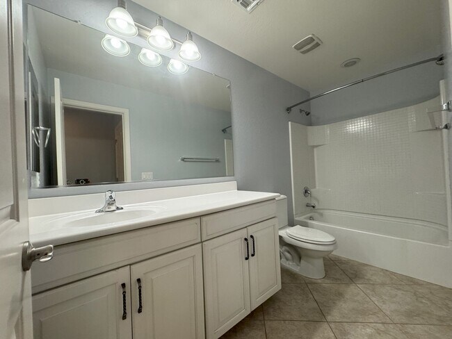 Building Photo - COMING SOON! LYONS GATE 5 BDRM + LOFT W CO...