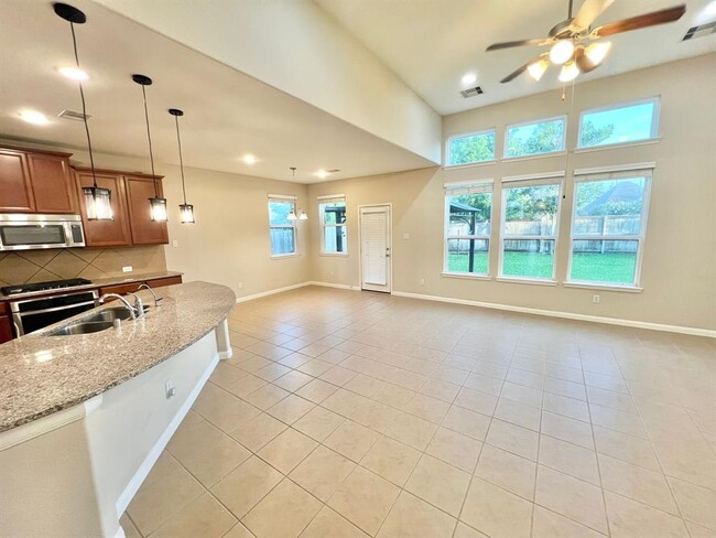 Building Photo - 26955 Churchill Gate Ln