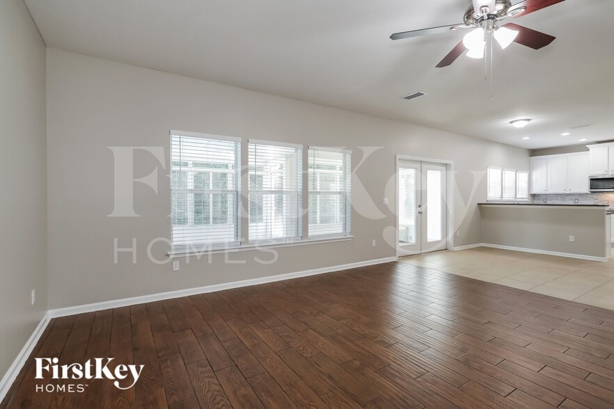 Building Photo - 2060 Heritage Oaks Ct