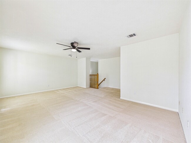 Building Photo - 814 Lochnell Dr
