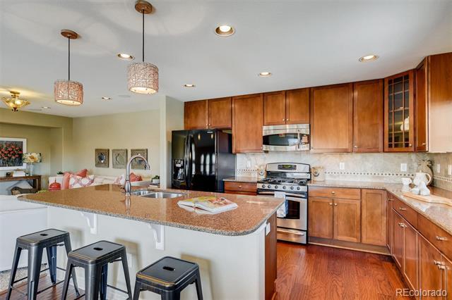 Building Photo - 9139 Viaggio Way