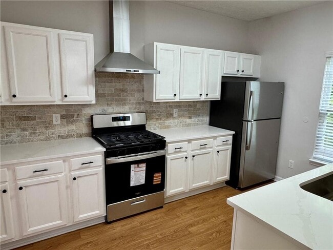 Building Photo - 673 Kenridge Dr