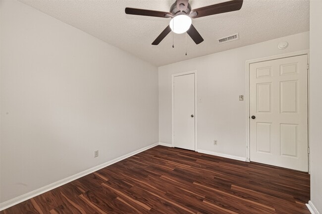 Building Photo - 14507 Ravenhurst Ln