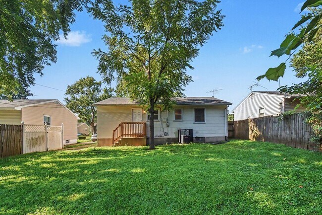 Building Photo - 1223 Walker Ave