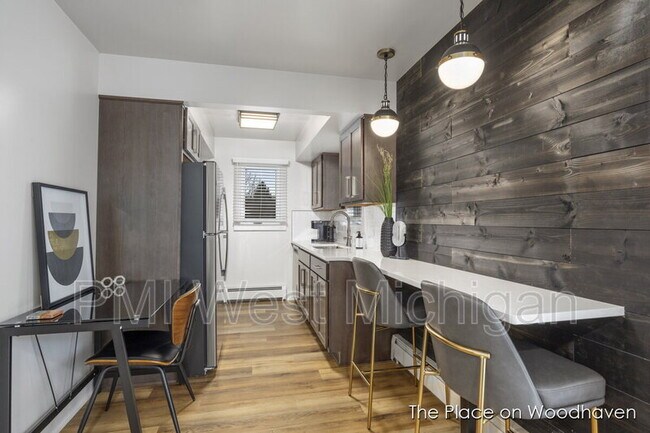 Building Photo - 8428 Woodhaven Dr SW