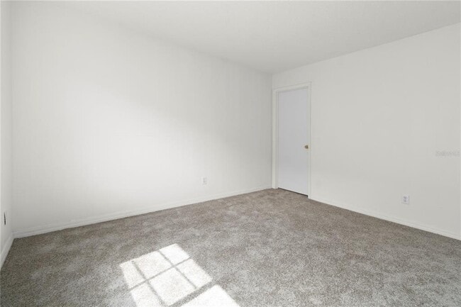 Building Photo - 4110 Waterside Island Ct