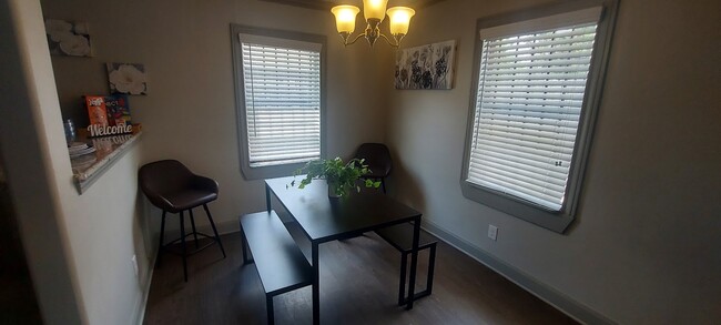 Dining Area - 3338 Blodgett St