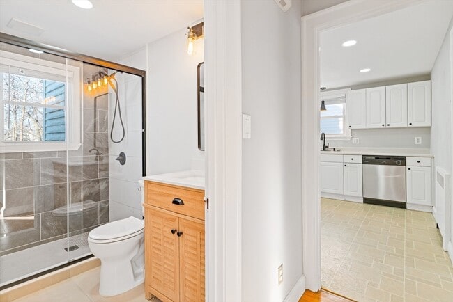 Building Photo - 126 Washington Ave