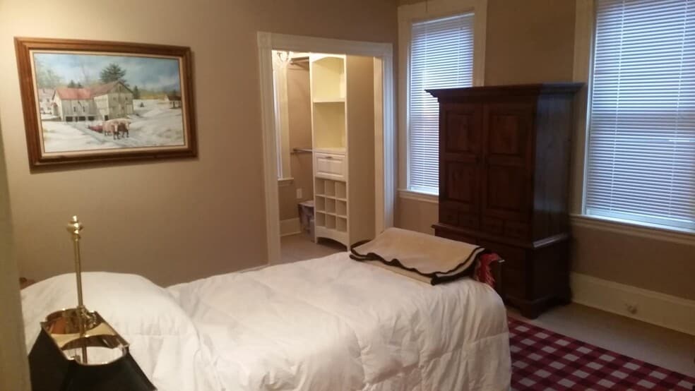 Bedroom #1 - Pic 1 - 16 Dresden St