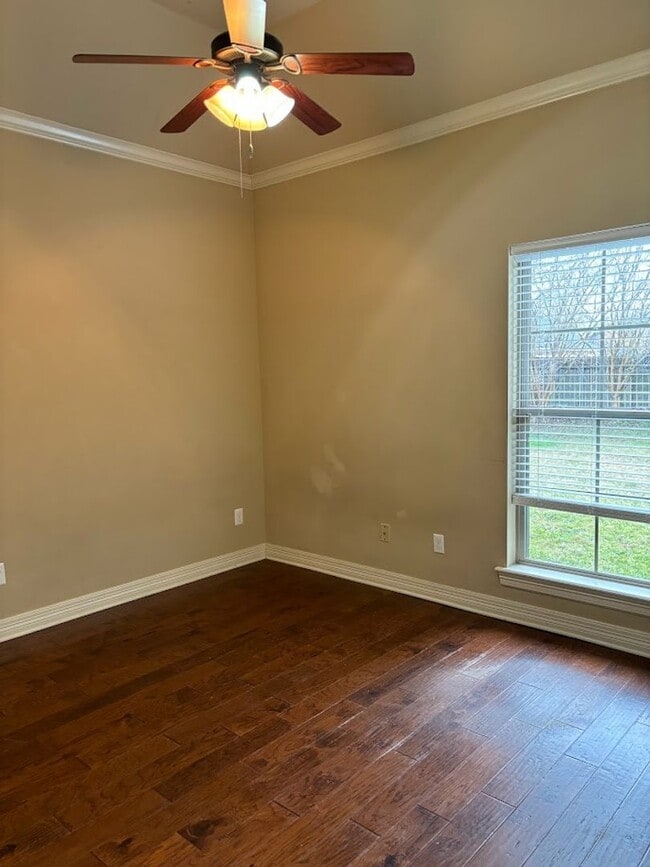 Building Photo - 508 Brompton Ln