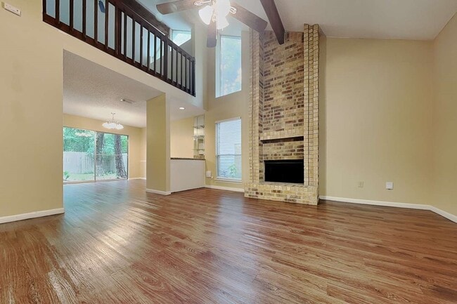 Building Photo - 11 Brentwood Oaks Ct