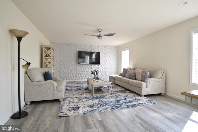 Building Photo - 84 Cilento Dr