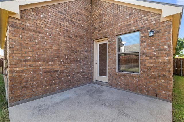 Building Photo - 5012 Seashore Ln