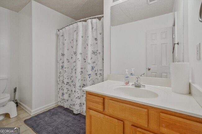 Building Photo - 2870 Vining Ridge Terrace
