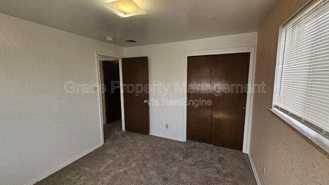 Building Photo - 8151 W Evans Ave