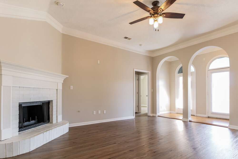 Building Photo - 6805 Sandbourne W