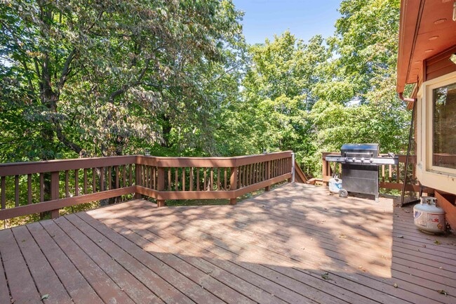 Building Photo - 468 Union Ave