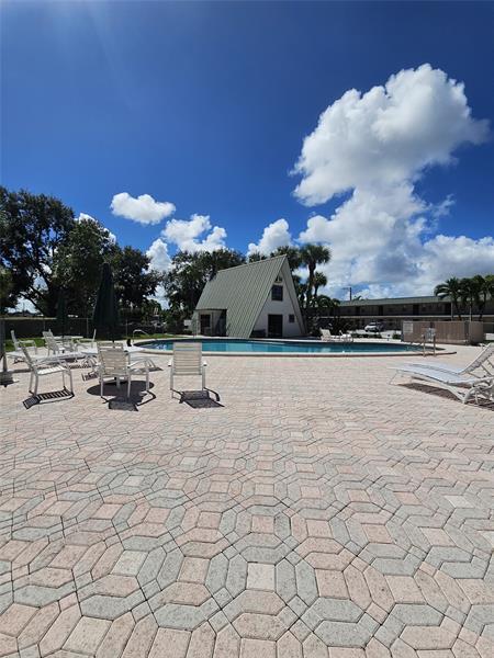 Building Photo - 1041 SE Monterey Rd