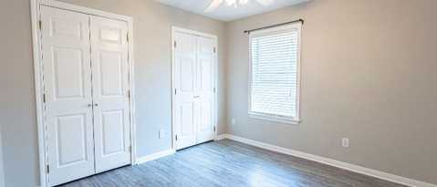 Building Photo - 1625 Rock Hollow Loop