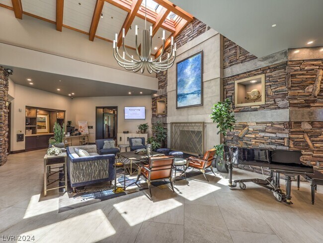 Building Photo - 10 Greely Club Tr