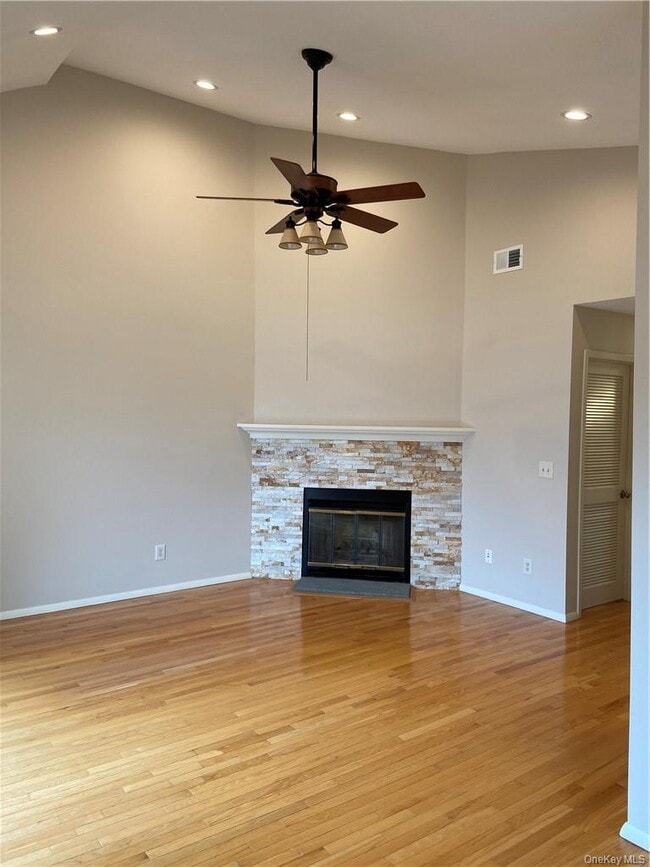 Building Photo - 2312 Whispering Hills Dr