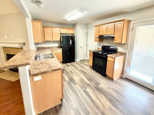 Building Photo - 1039 Crayton Ridge Dr