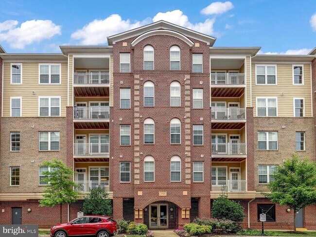 Building Photo - 13723 Neil Armstrong Ave