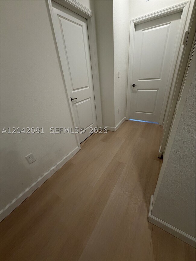 Building Photo - 2889 25rd 2889