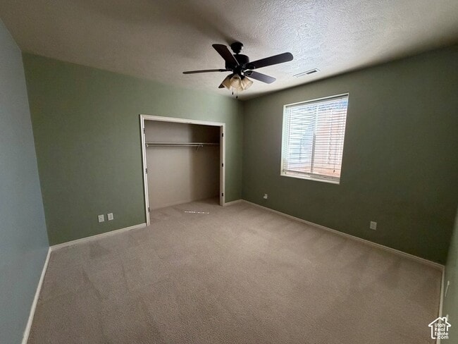 Building Photo - 2596 Hidden Canyon Dr