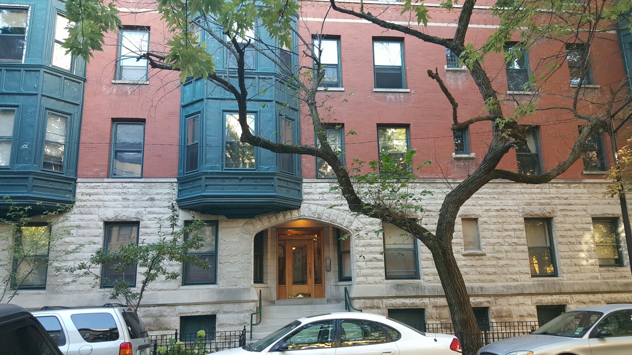 Building Photo - 2352 N Cleveland Ave