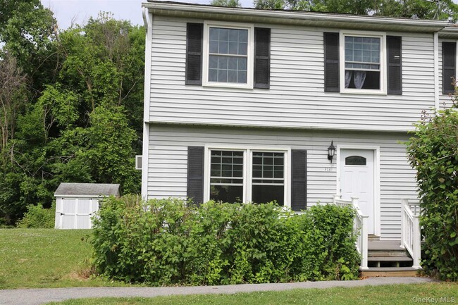 Building Photo - 313 Hudson Ave