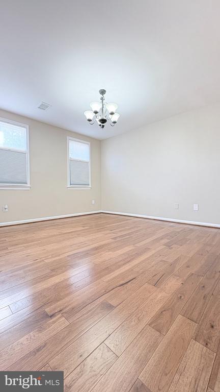 Building Photo - 2174 Mayflower Dr