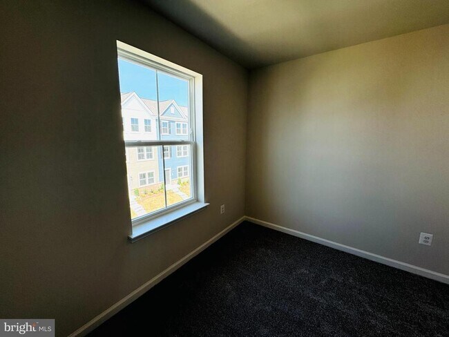 Building Photo - 12 BROOKFIELD Mews