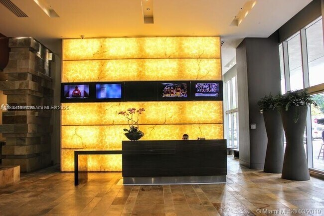 Building Photo - 500 Brickell Ave