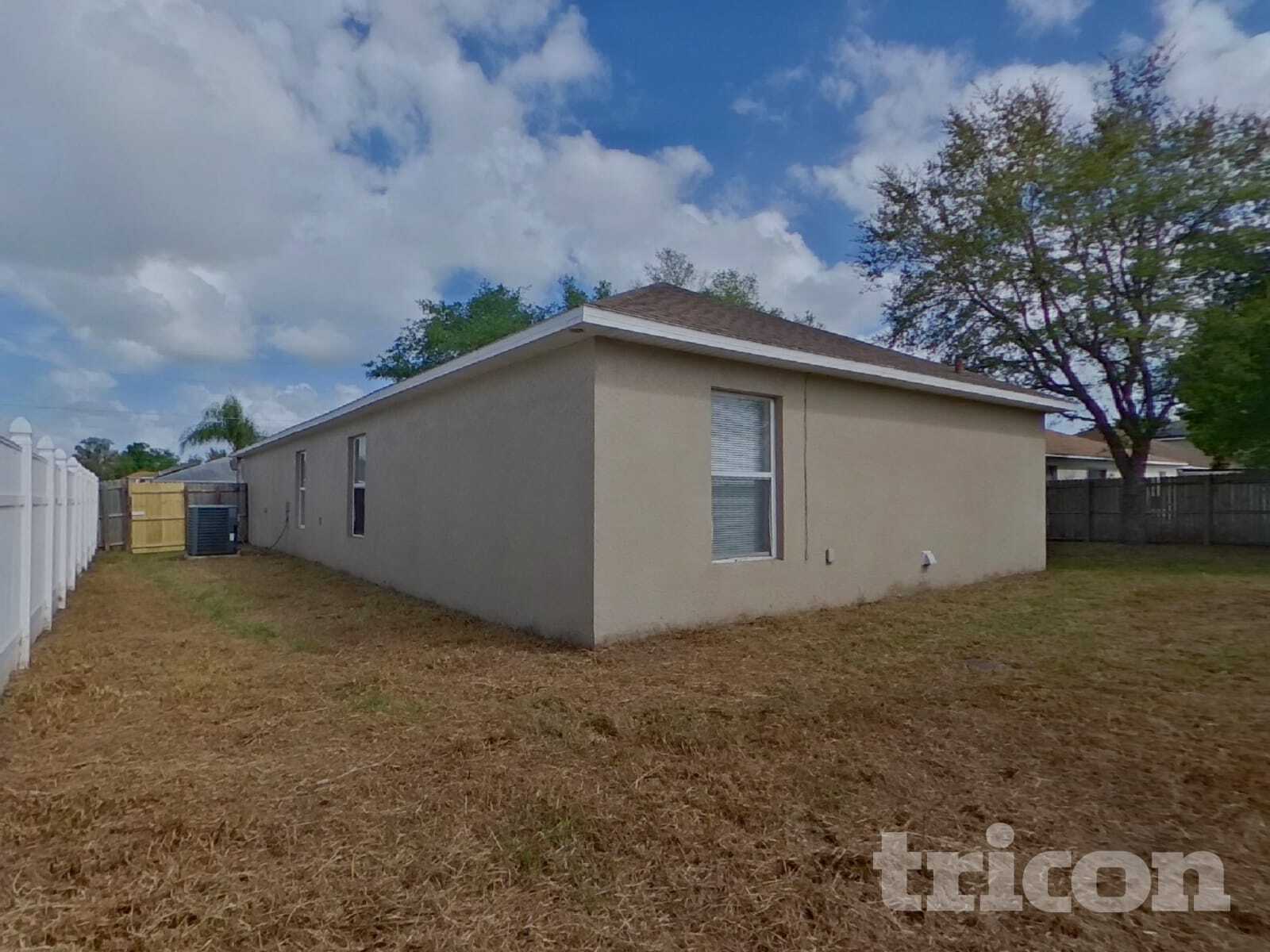 Building Photo - 810 Ognon Ct