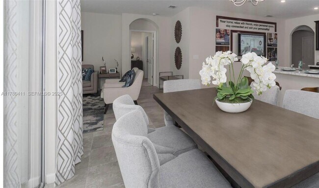 Building Photo - 3743 SW Port St Lucie Blvd