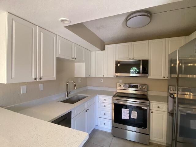 Building Photo - 8218 Severn Dr