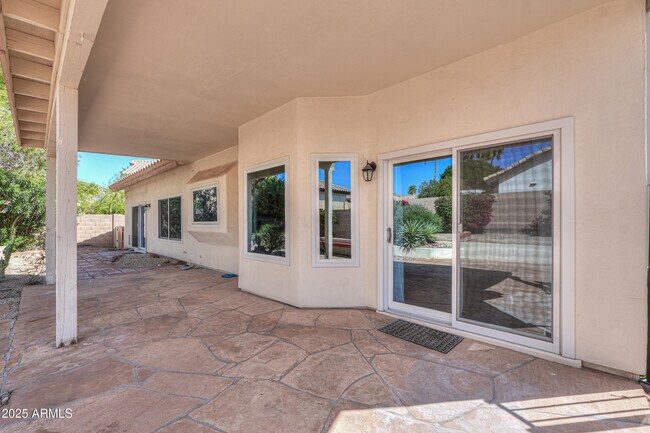 Building Photo - 13246 S 34th Way