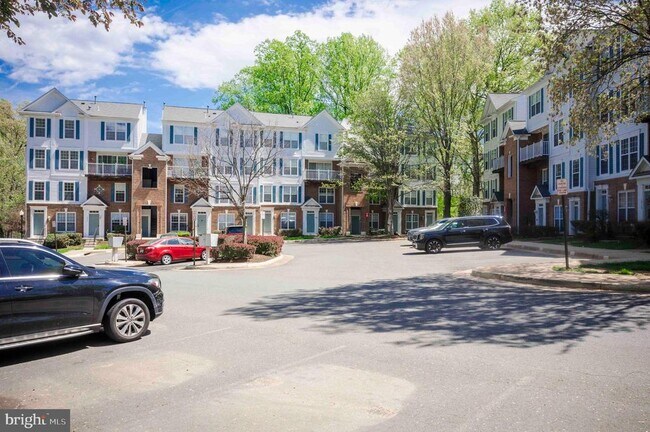 Building Photo - 12715 Fair Crest Ct