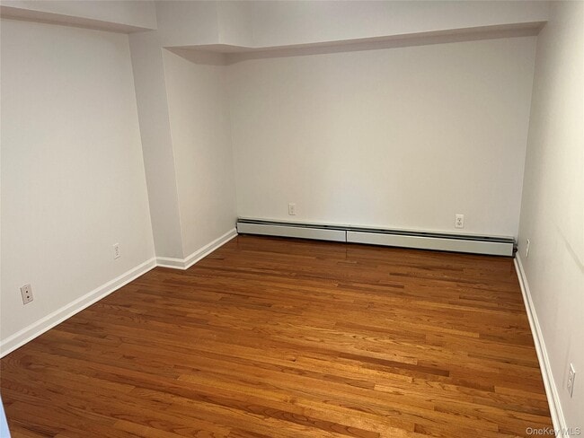 Building Photo - 107 Lincoln Ave