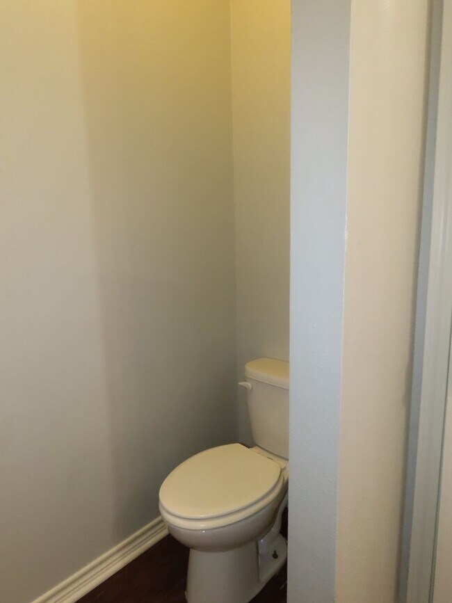 Building Photo - 2434 Haverhill Dr